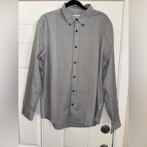 Calvin Klein Grey Long Sleeve Button Down Dress Shirt Checkered Pattern